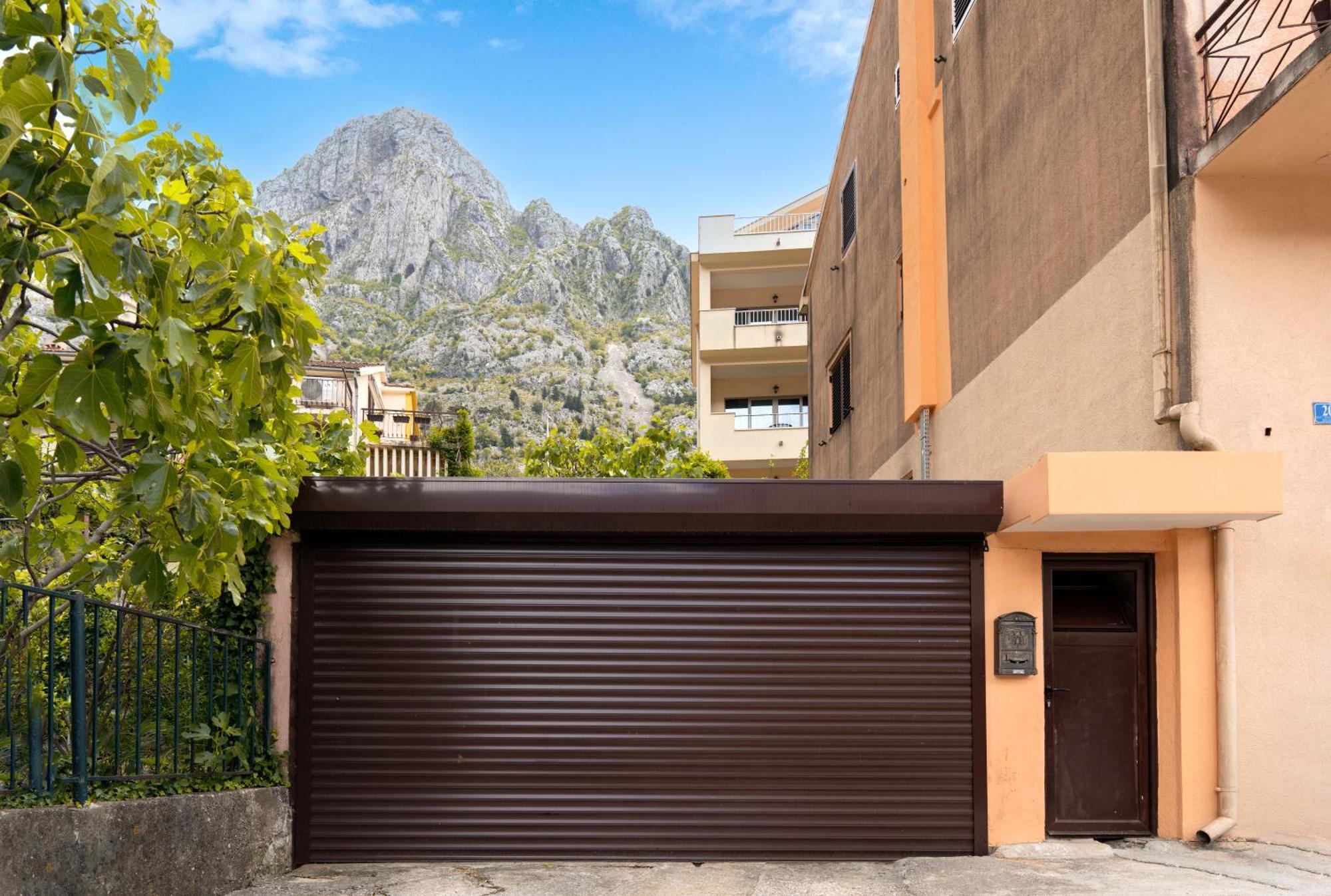 Apartment Busola Kotor Exterior foto